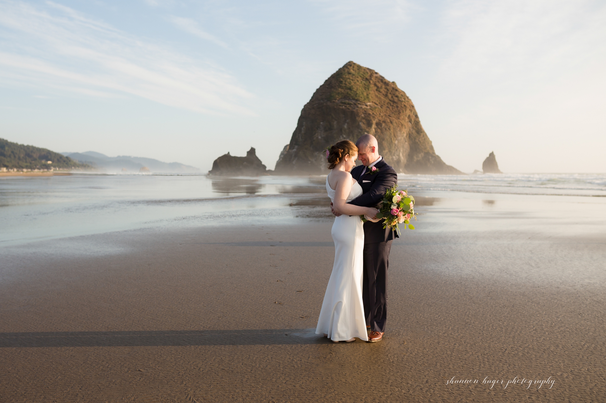 Cannon Beach Elopement, Oregon Coast Wedding Photographer, Oregon Elopement Photography, Oregon Coast Elopements by Shannon Hager Photography
