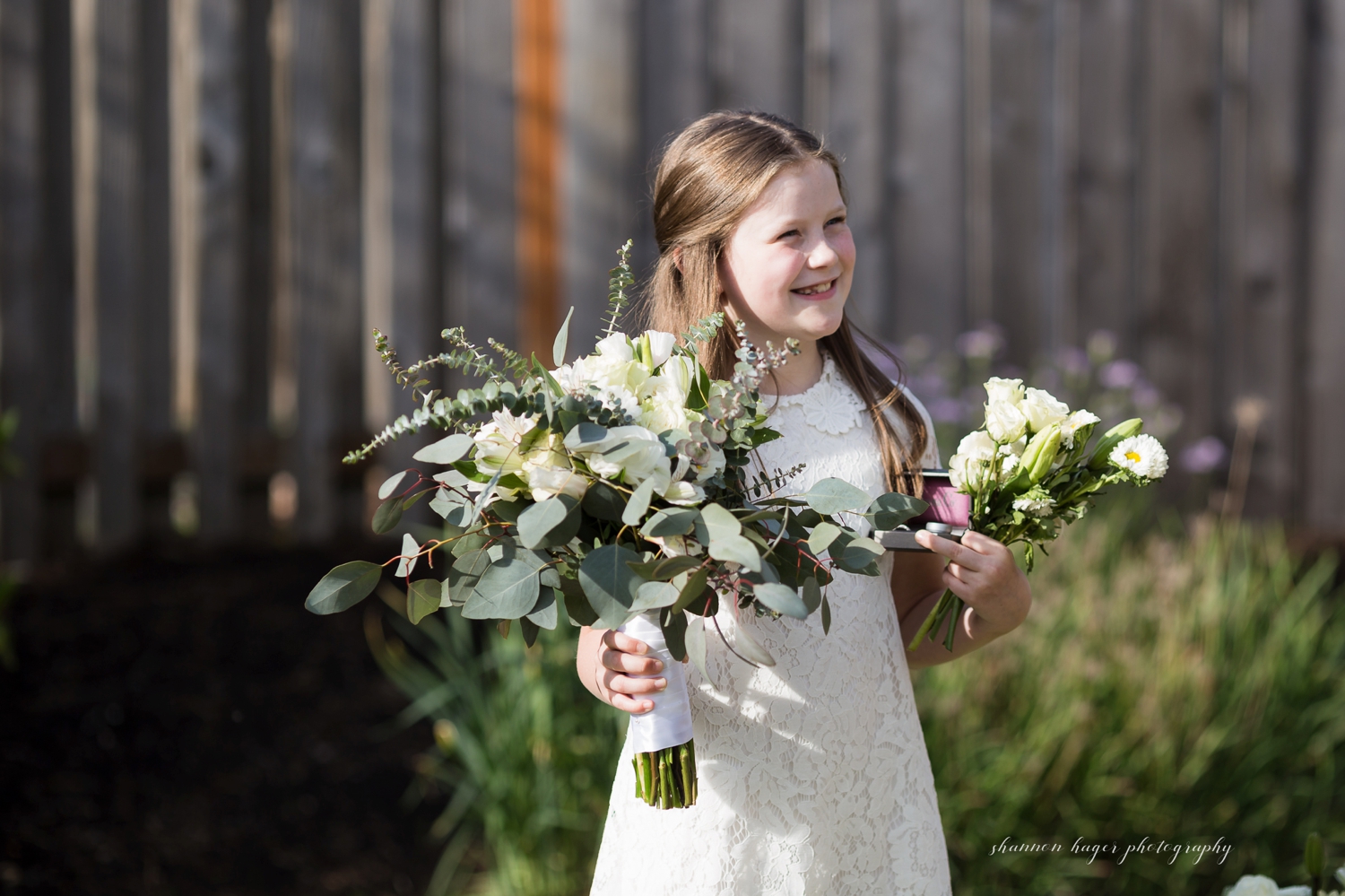 backyard wedding portland photographer, micro wedding portland, oregon zoom wedding photographer