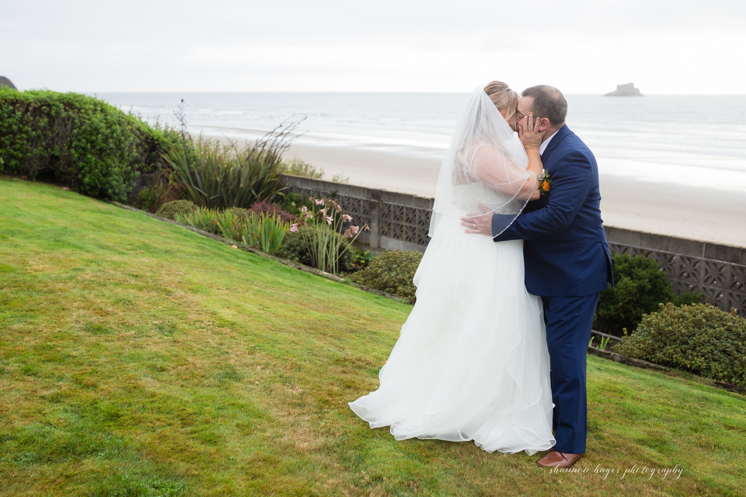 arch cape oregon coast elopement, shannon hager photography