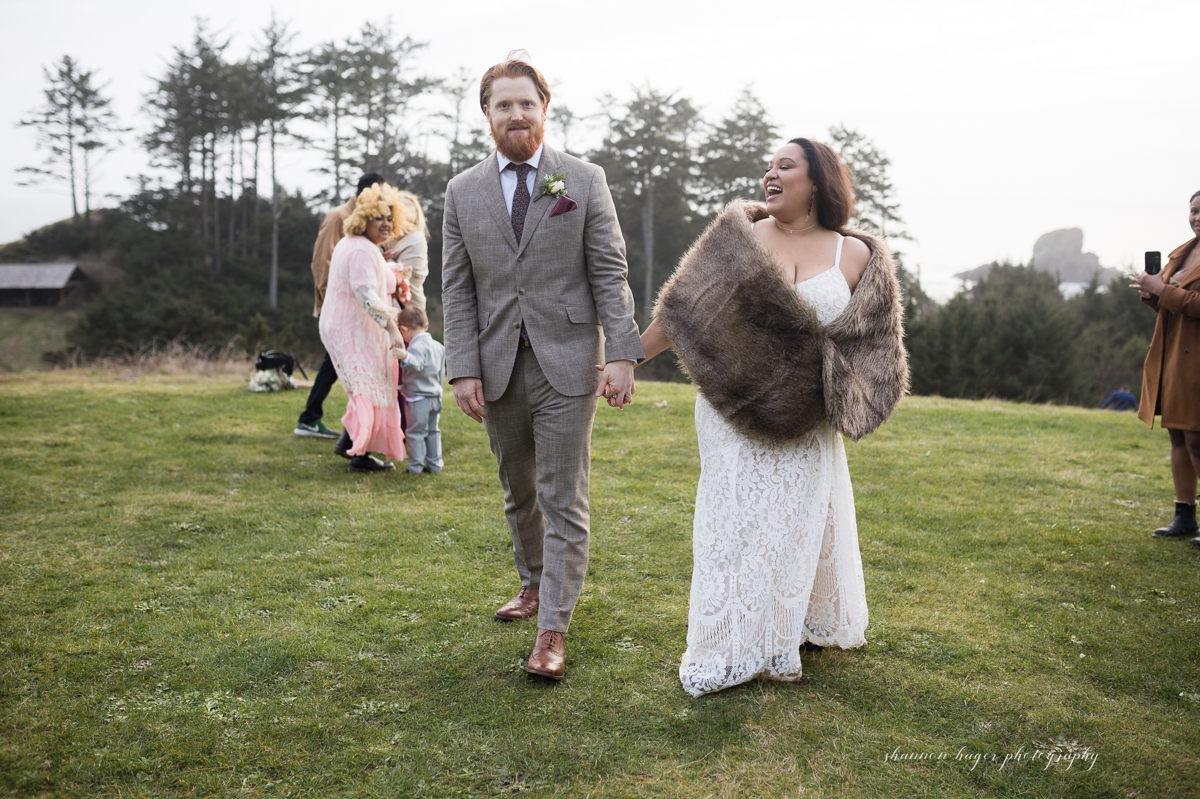 cannon beach photographer weddings and elopements