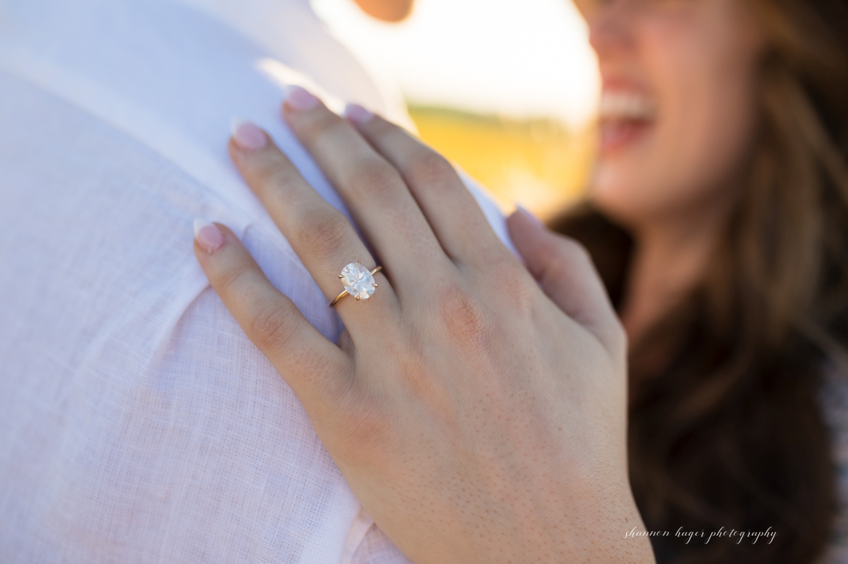 tulip wedding proposal, oregon engagement photographer