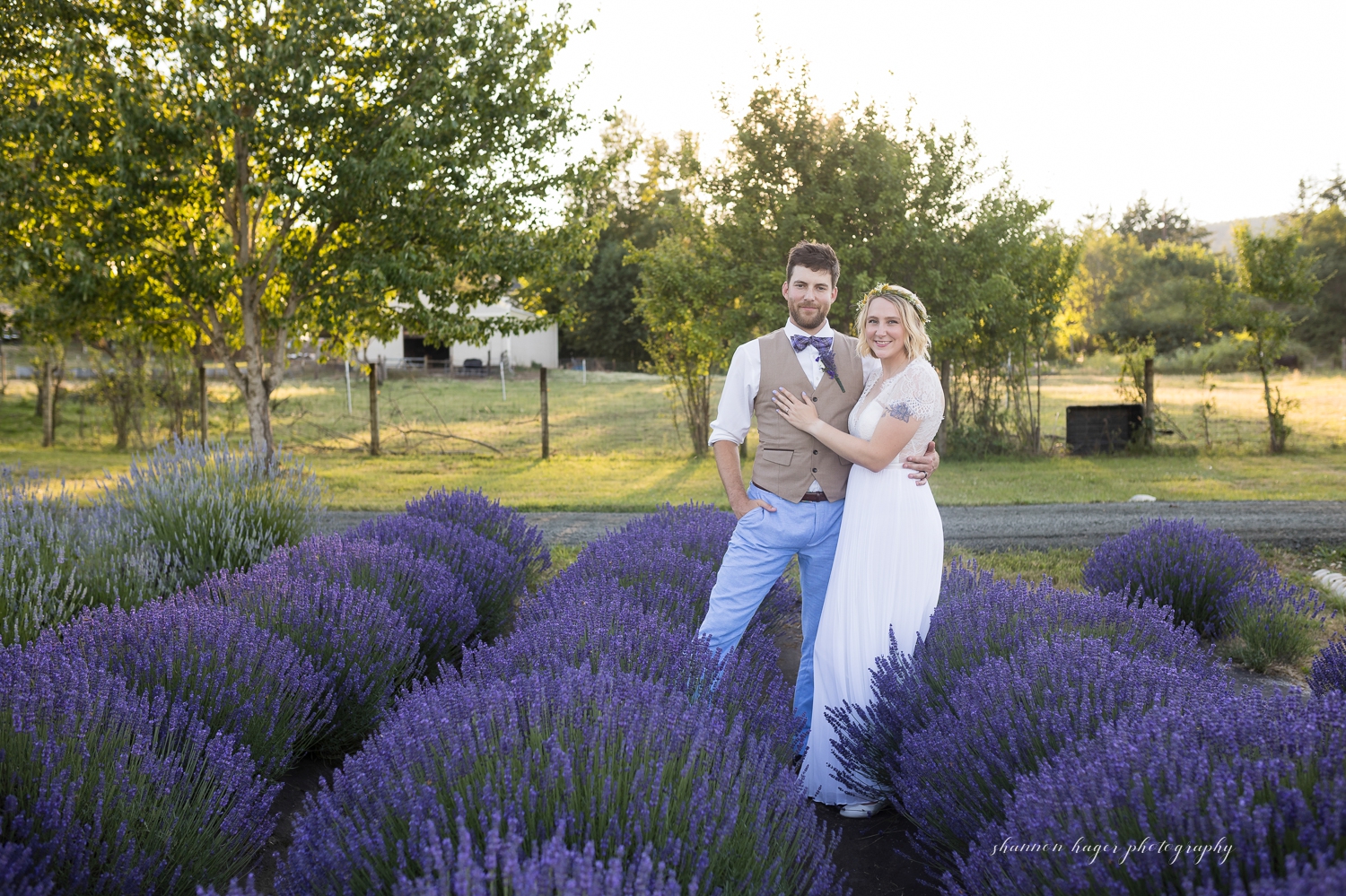 lavender farm wedding by oregon wedding photographer shannon hager