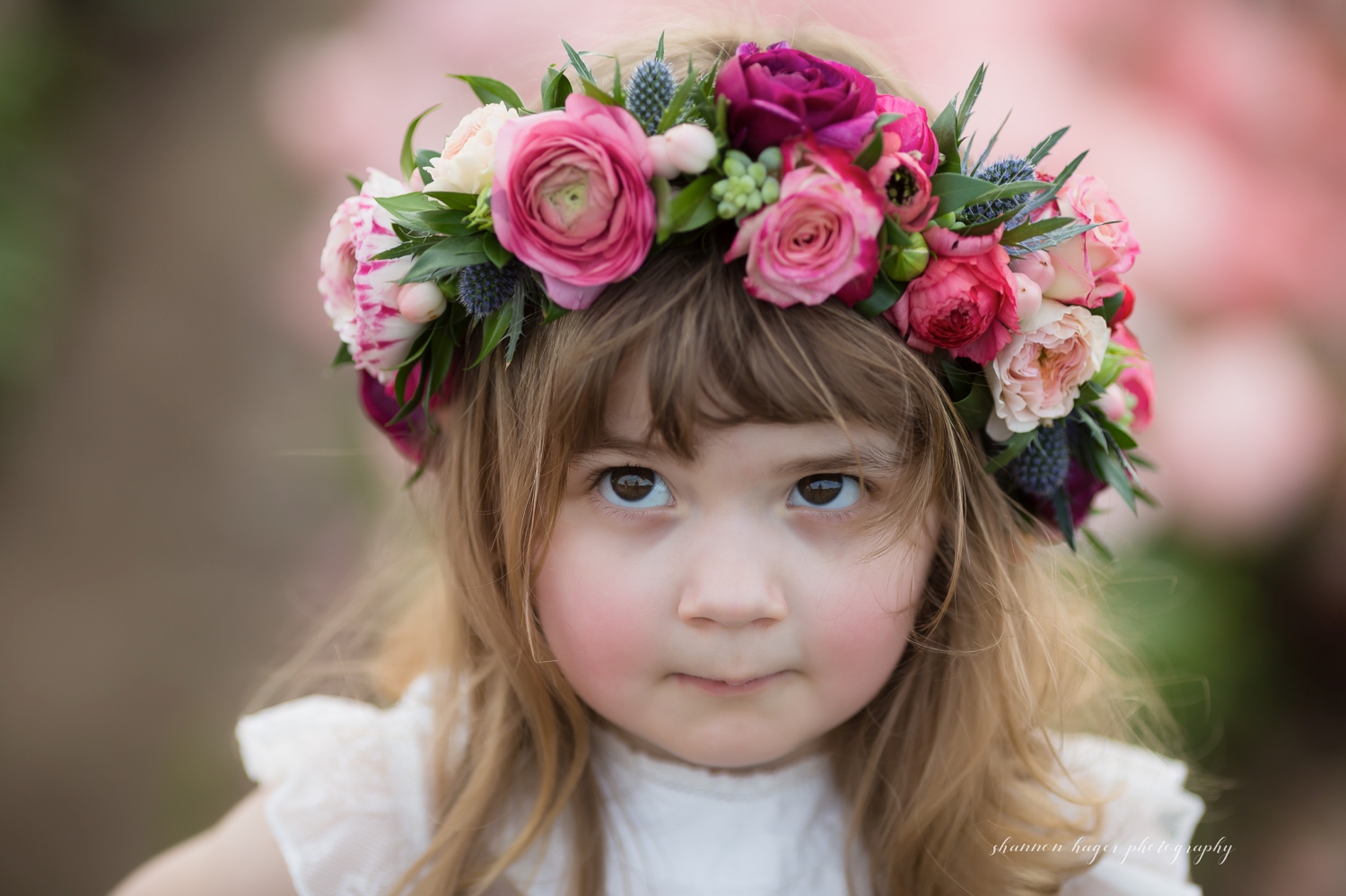 spring tulip field mini session, wooden shoe tulip farm photos, portland family photographer, little girl in the tulip fields