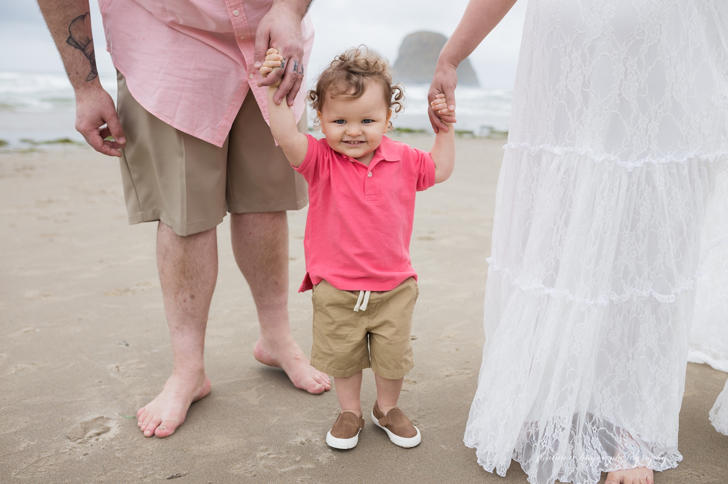 oceanside maternity session, oregon coast photographer, cannon beach photographer