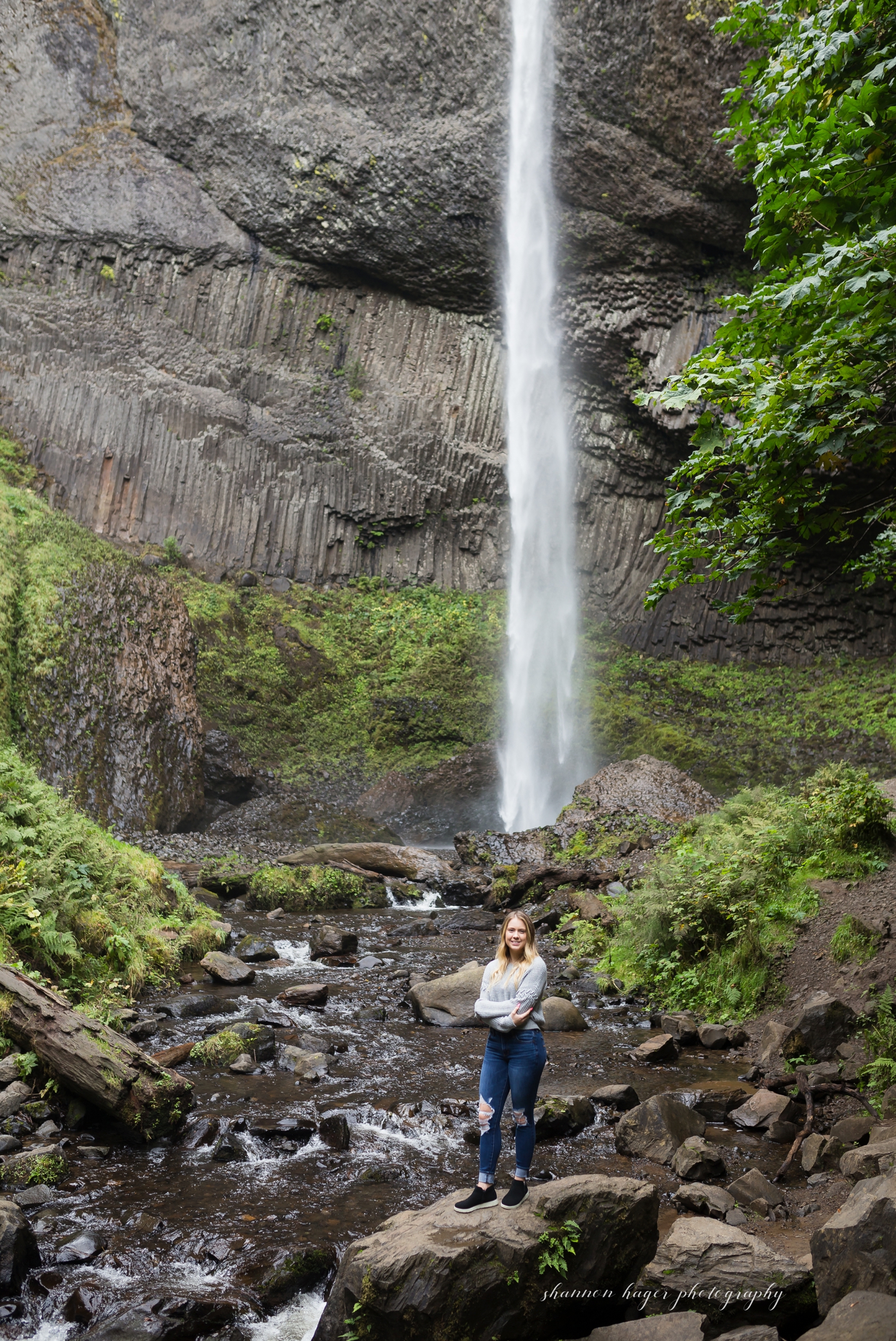 columbia river gorge senior photos, latourell falls photos, portland senior photographer