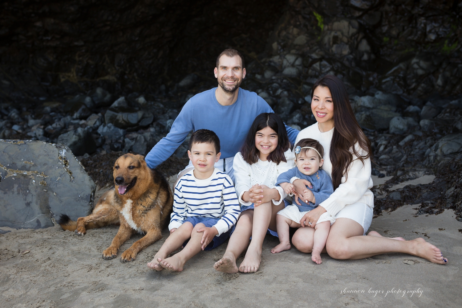 arch cape oregon coast family session, cannon beach photographer, beach family photos oregon by shannon hager photography