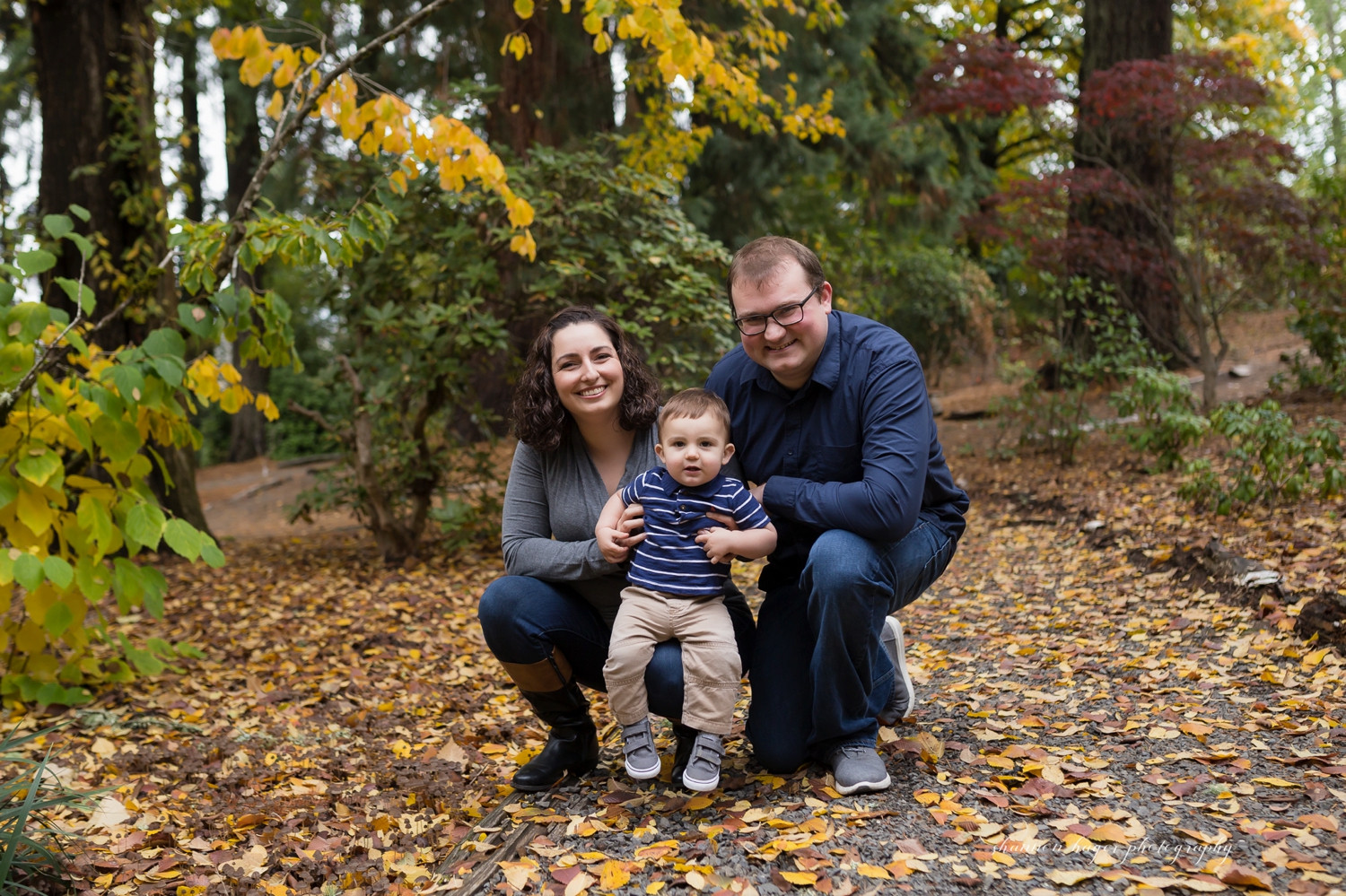beaverton family photographer, shannon hager photography, jenkins estate fall family session