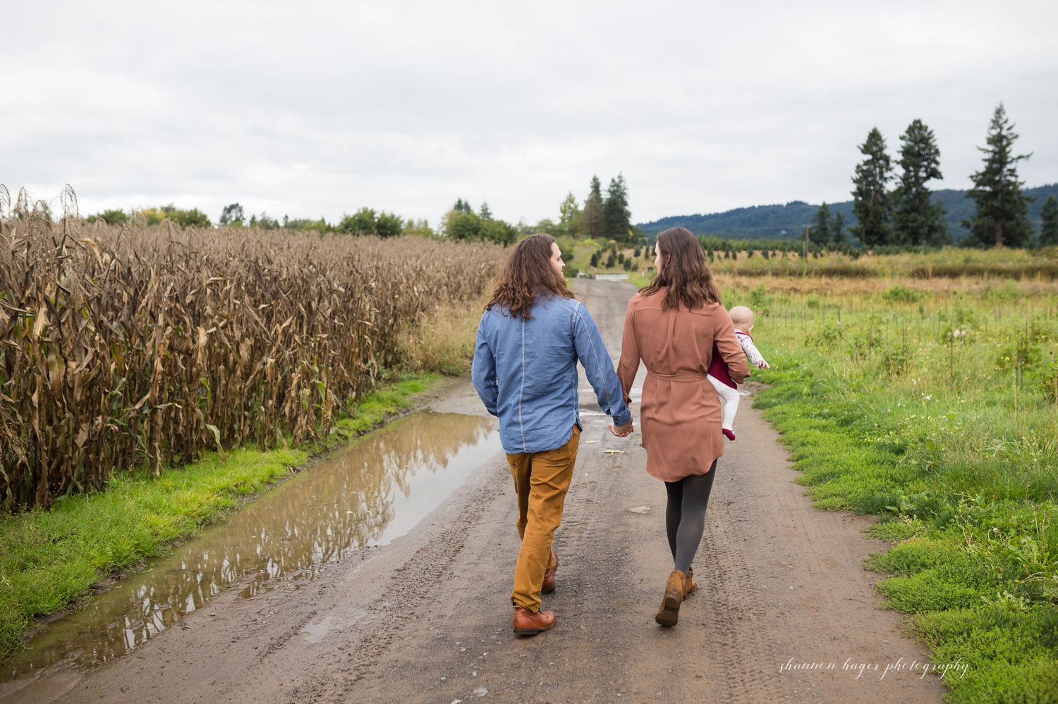 sauvie island family photos, portland family photographer, shannon hager photography