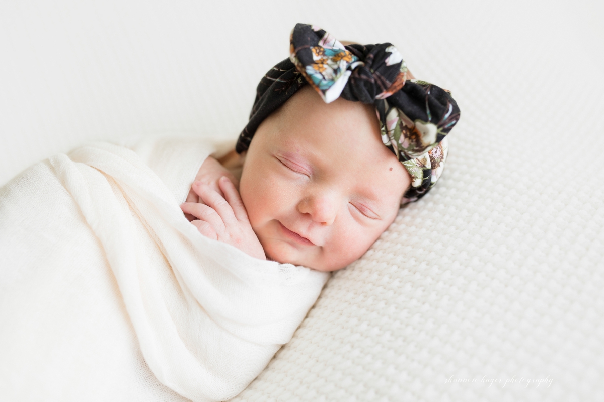 beaverton newborn photographer, shannon hager photography