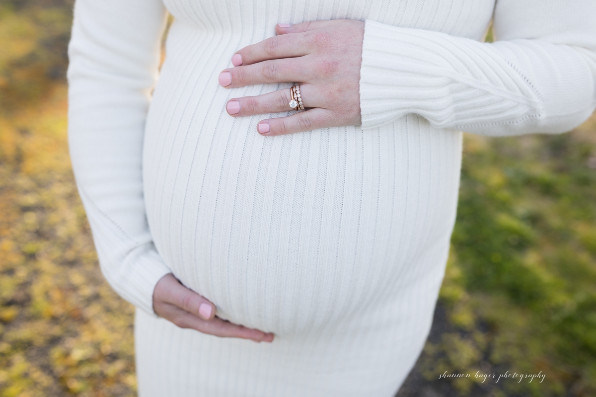 sherwood maternity photographer, spring maternity session