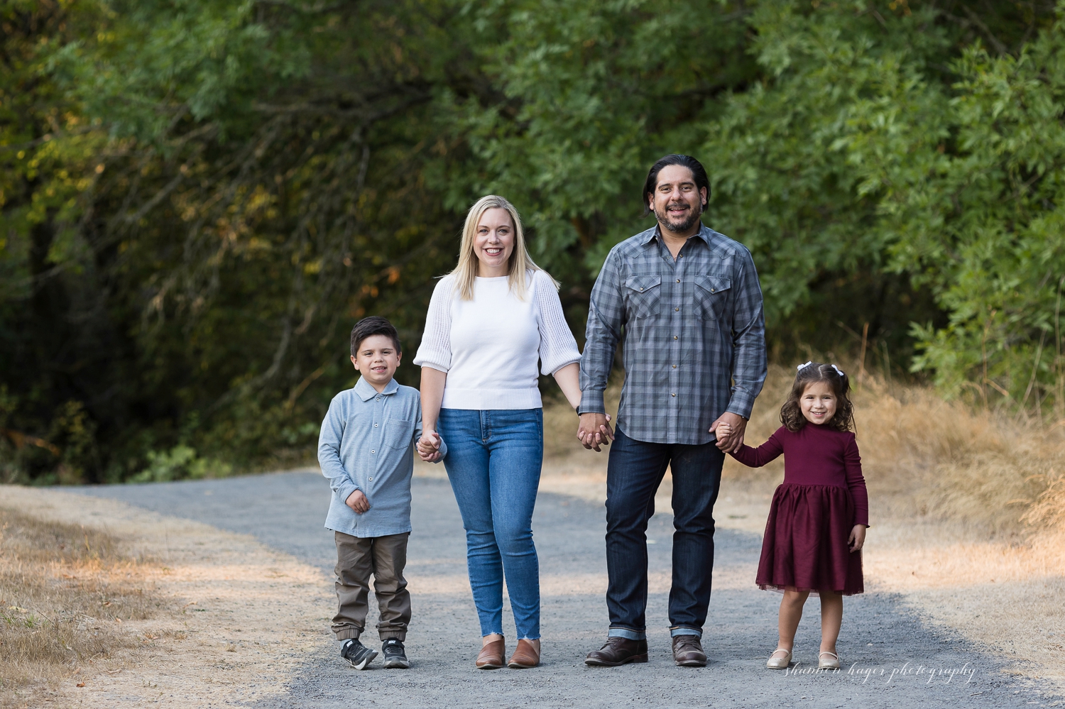 sherwood fall family photos by shannon hager photography