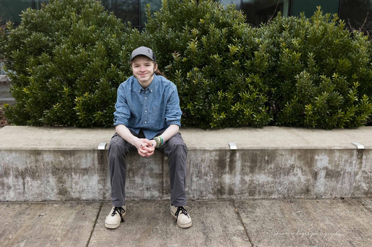 beaverton senior photos by Shannon Hager Photography