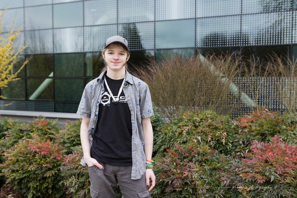 beaverton senior photos by Shannon Hager Photography