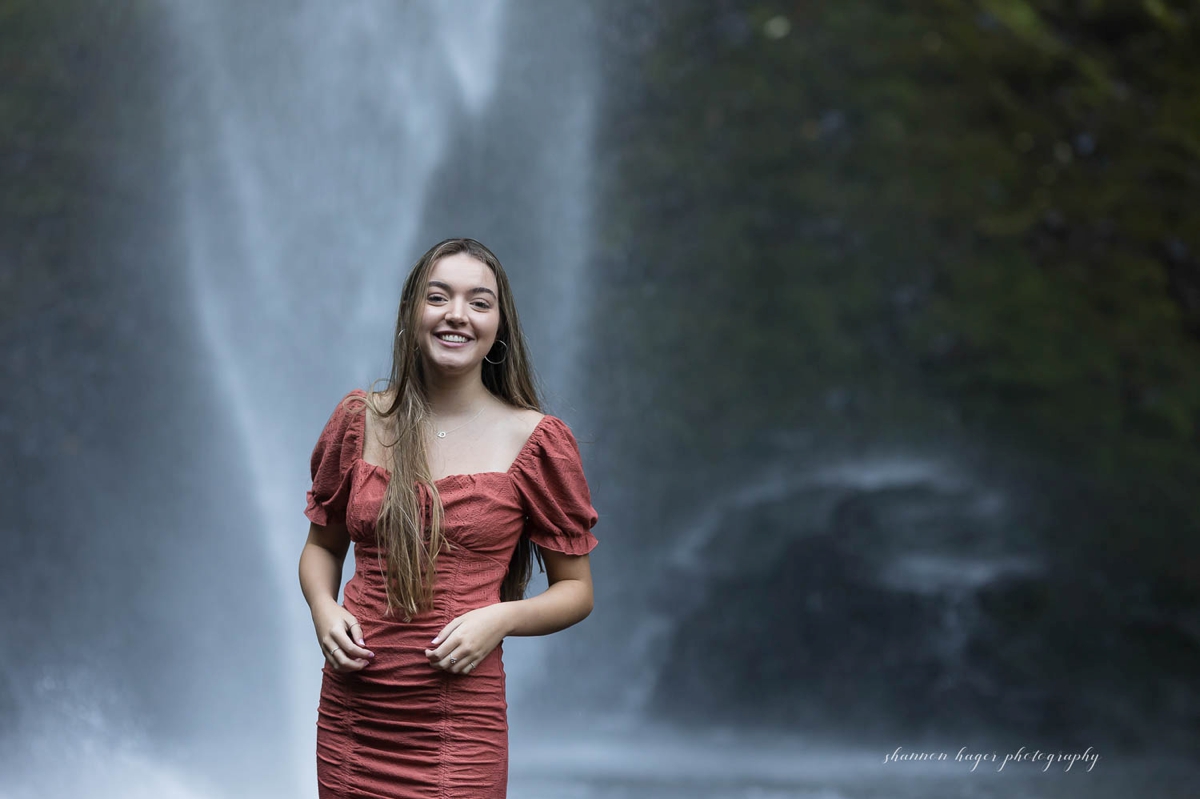 portland senior photos at latourell falls by shannon hager photography
