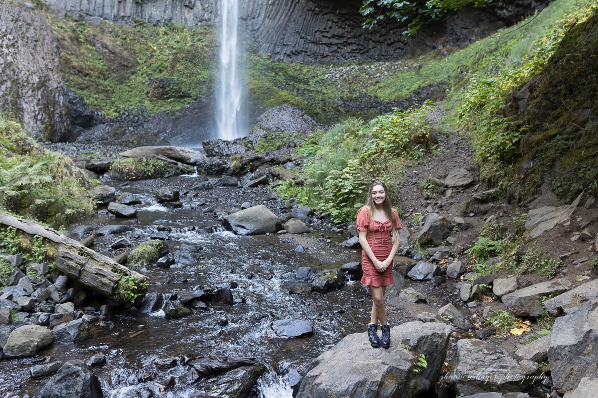 portland senior photos at latourell falls by shannon hager photography